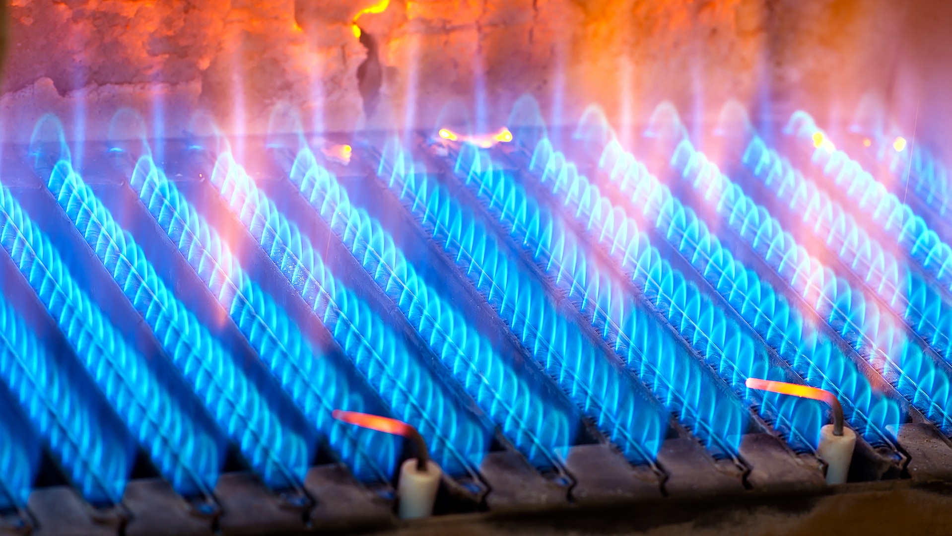Converting from Oil to Gas Heat – A Guide | Viessmann CA