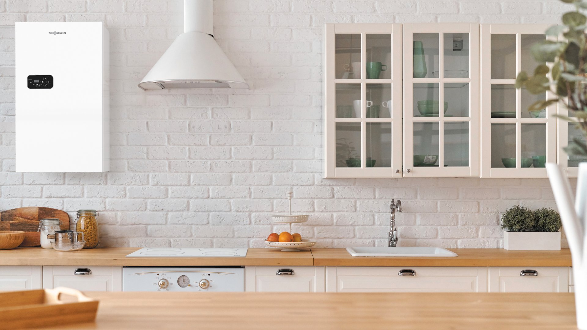 Electric boilers: Convenient electric heating | Viessmann CA